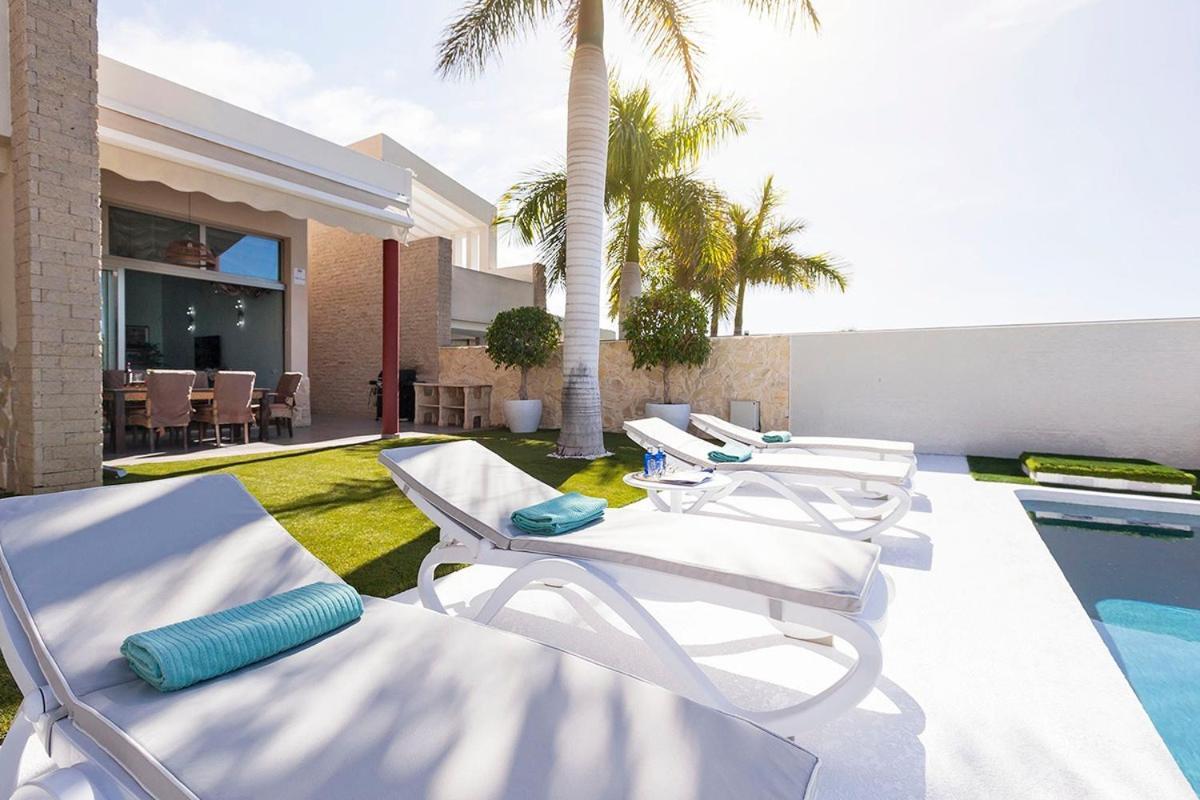 Villa La Caleta Golf 阿德耶 外观 照片