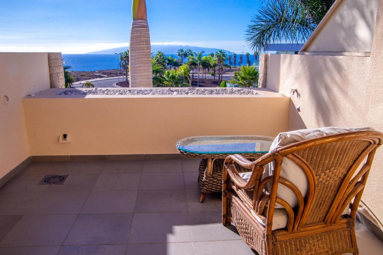 Villa La Caleta Golf 阿德耶 外观 照片